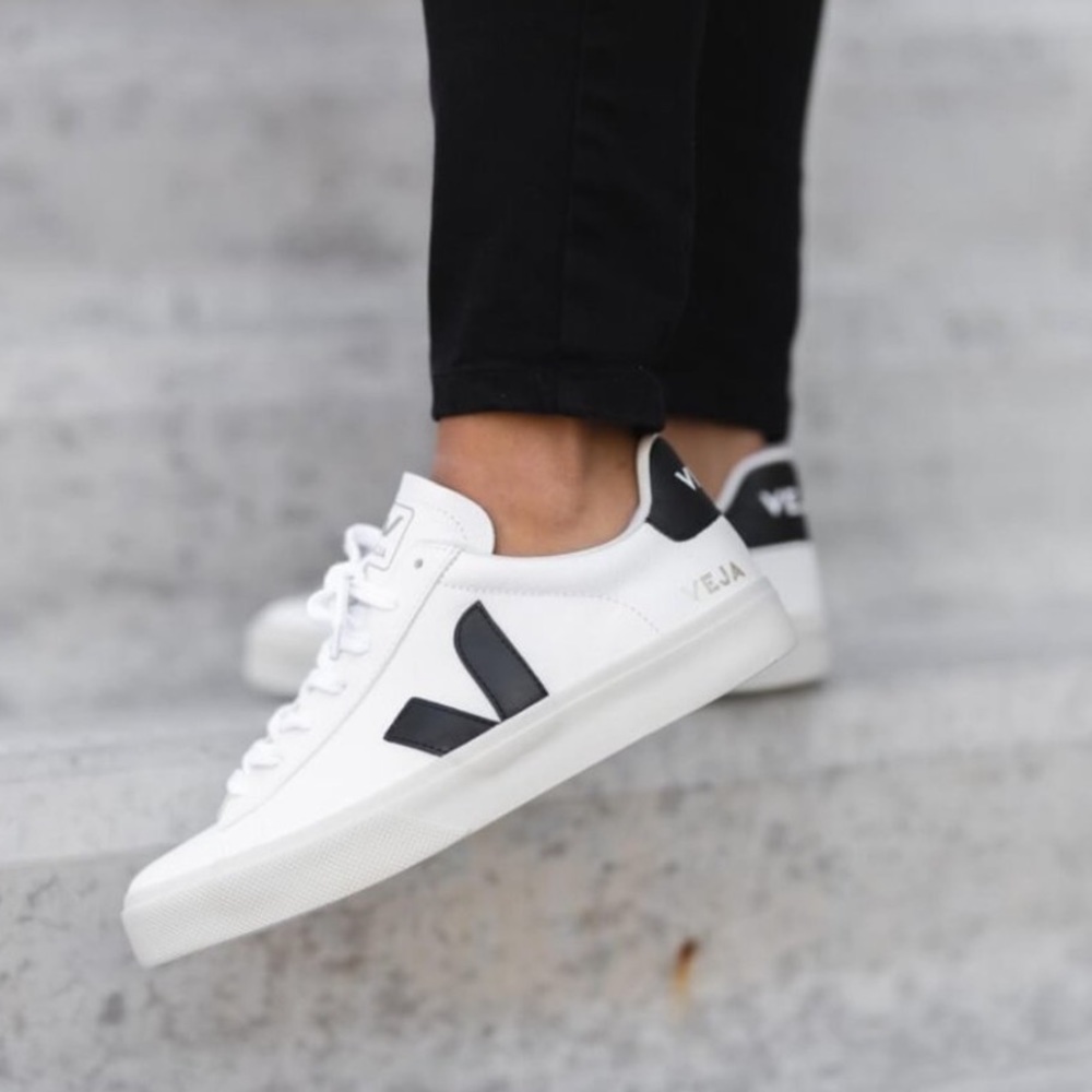 Veja Campo Leather White Sneaker Size 38.5